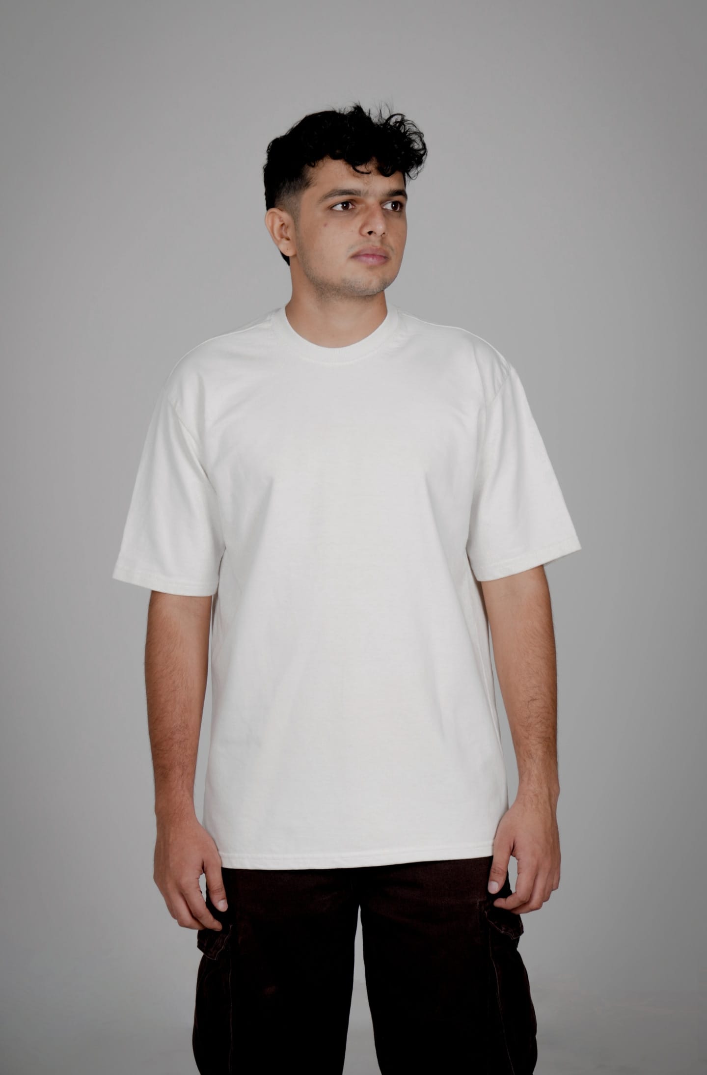 Solid Cotton Round Neck Relaxed Fit T-Shirt - Off-White