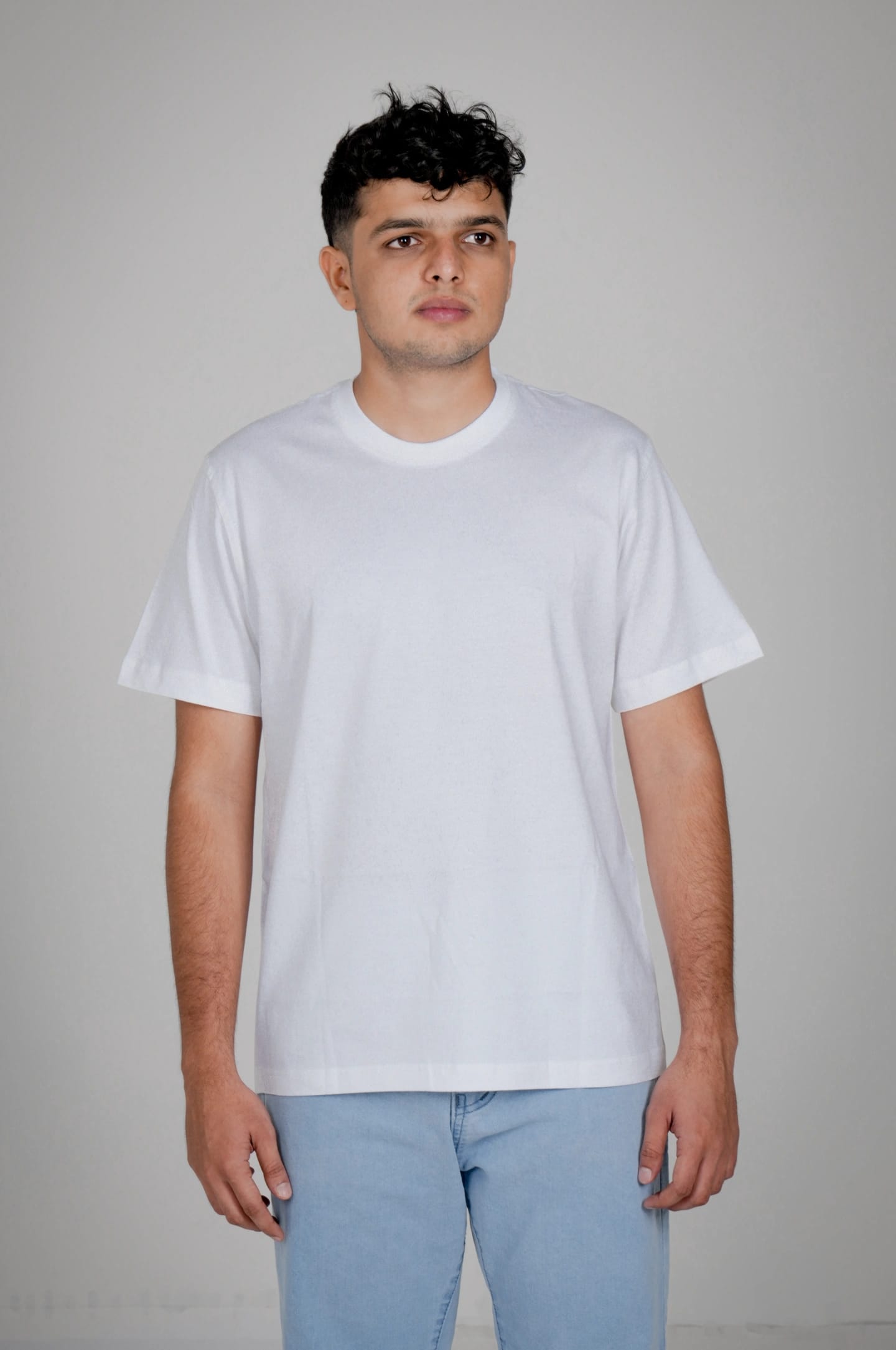 Solid Cotton Regular Fit Round Neck T-Shirt - White